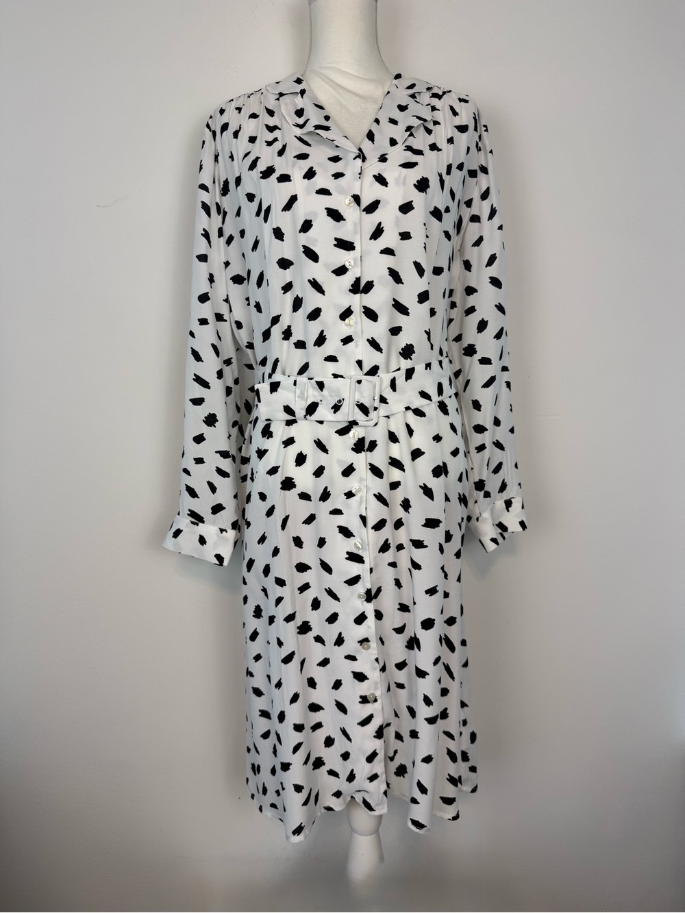 ModCloth Spot To The Heart Midi Shirt Dress - White & Black. Plus Size 1X. NWT